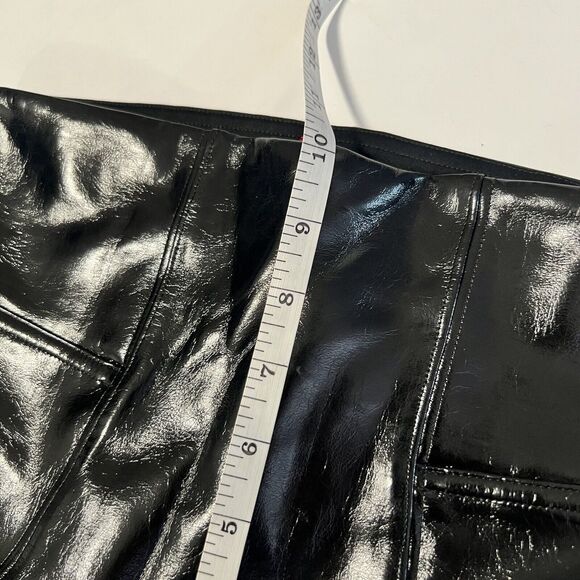Spanx Sz S Faux Patent Leather Leggings in Classic Black - Picture 9 of 10